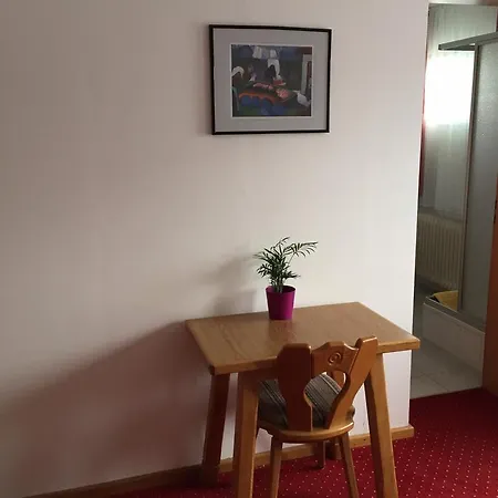 Gastehaus Viktoria * Hohenbrunn