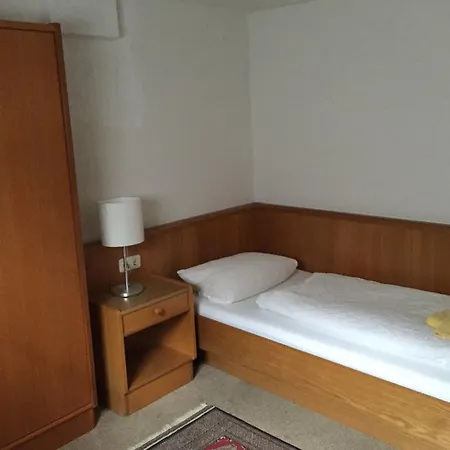Gastehaus Viktoria Apartamento *